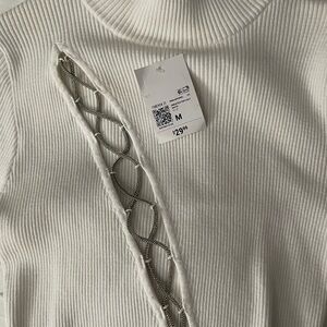 Forever 21 White Crew Neck Sweater